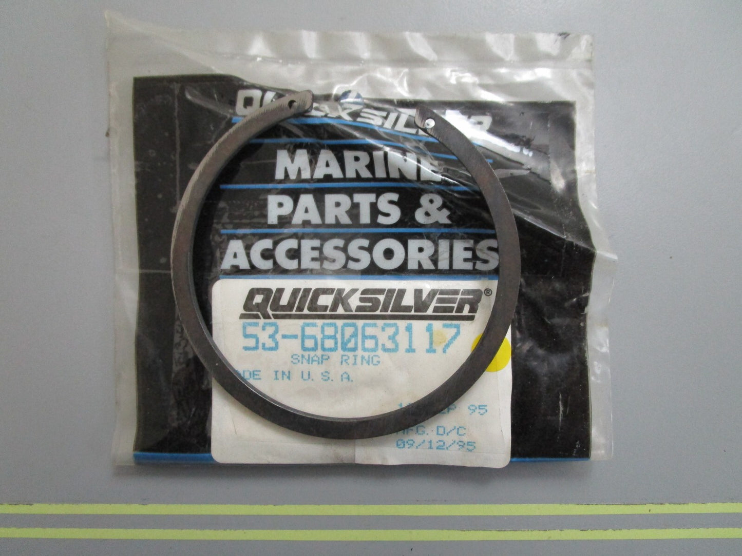 *NEW OEM* 0820 Mercury Quicksilver Snap Ring 53-68063117