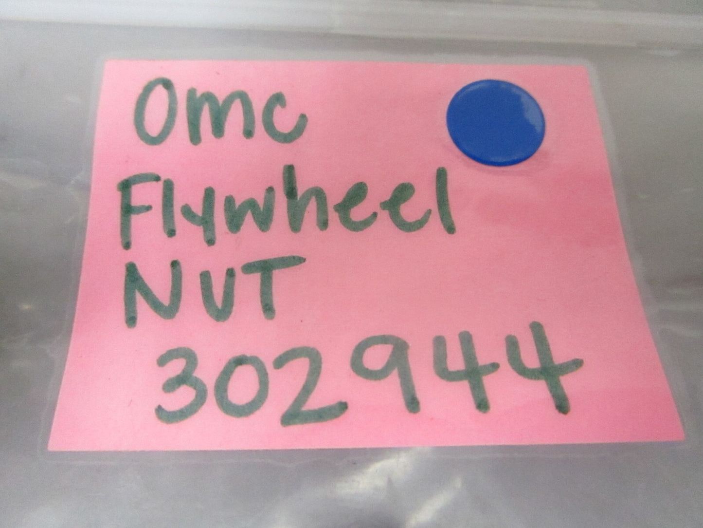 *NEW OEM* 0810 OMC Johnson Evinrude Flywheel Nut 302944 0302944
