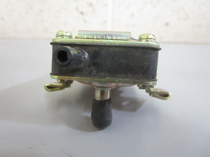 *NEW OEM* 0820 John Deere Fuel Pump HE149-1911