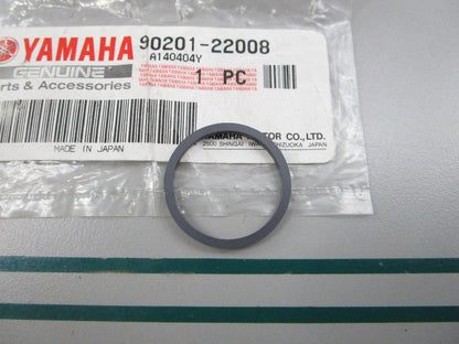 NEW OEM 90201-22008-00 Yamaha Plate Washer 0810