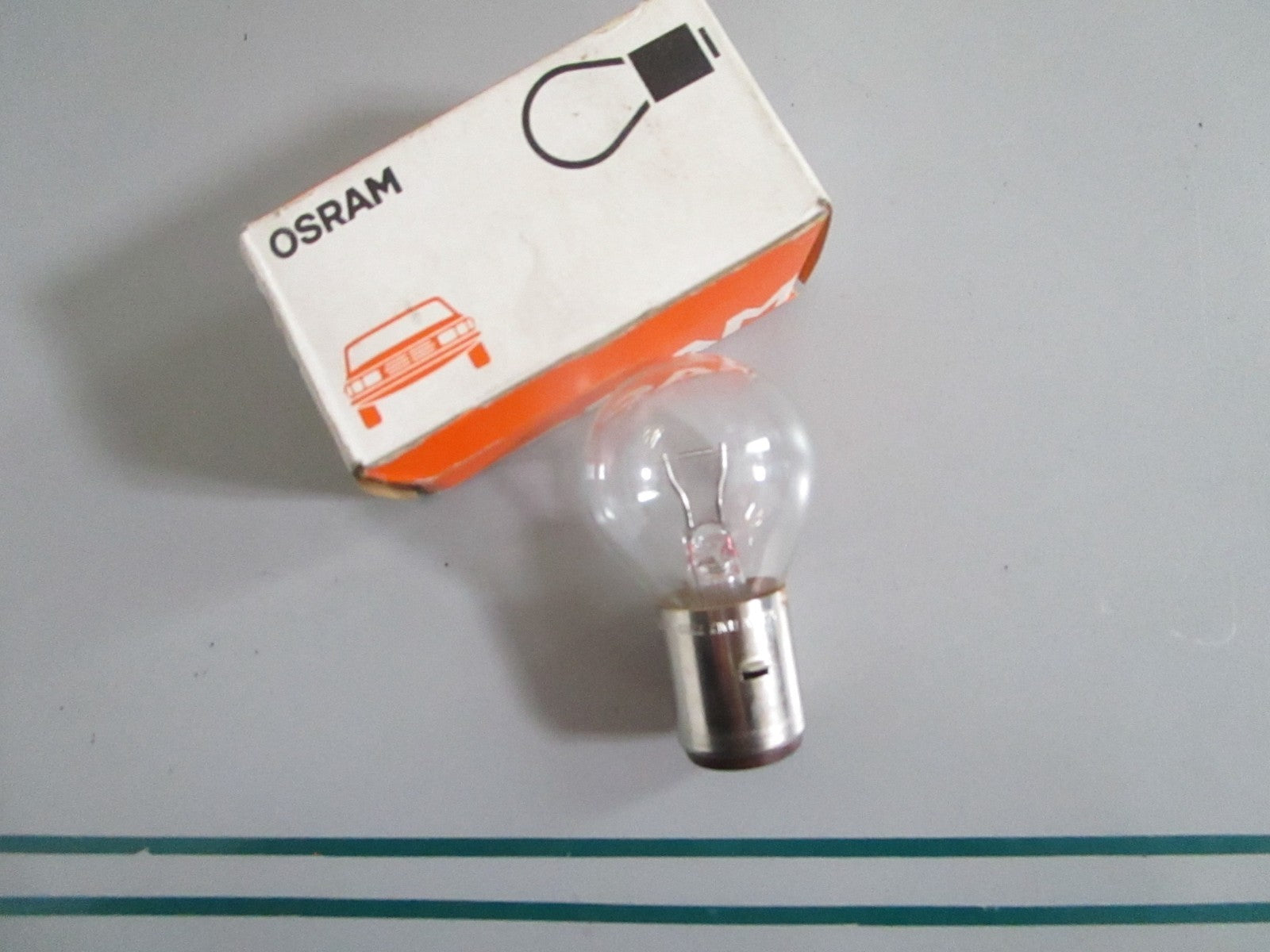 NEW OEM 7309 Osram Bilux 12V 35W Bulb 0820