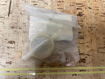 *NEW OEM* 0810 Suzuki Oil Filter 16810-95501