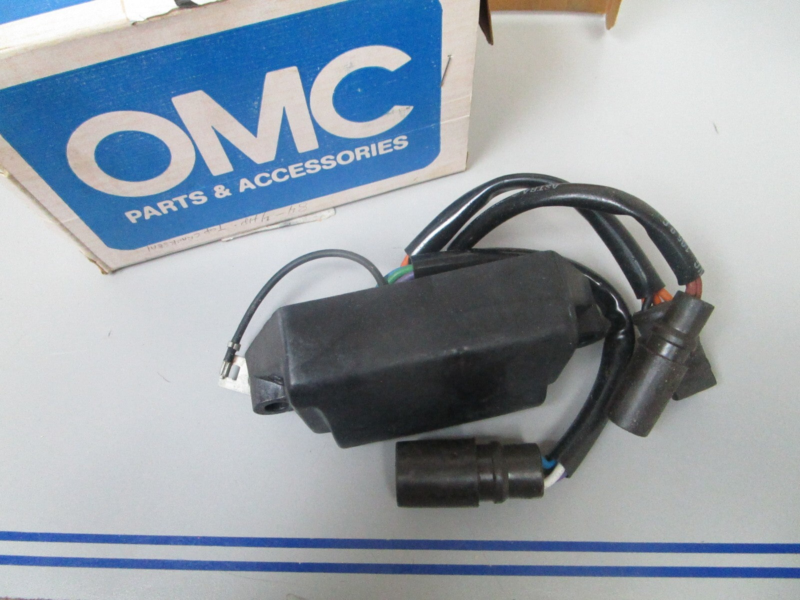 *NEW OEM* 0810 OMC Johnson Evinrude Power Pack 582712 0582712