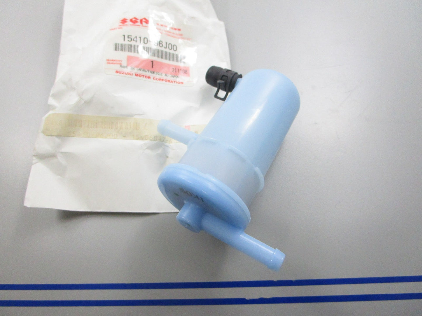 *NEW OEM* 0810 Suzuki Fuel Filter 15410-96J00