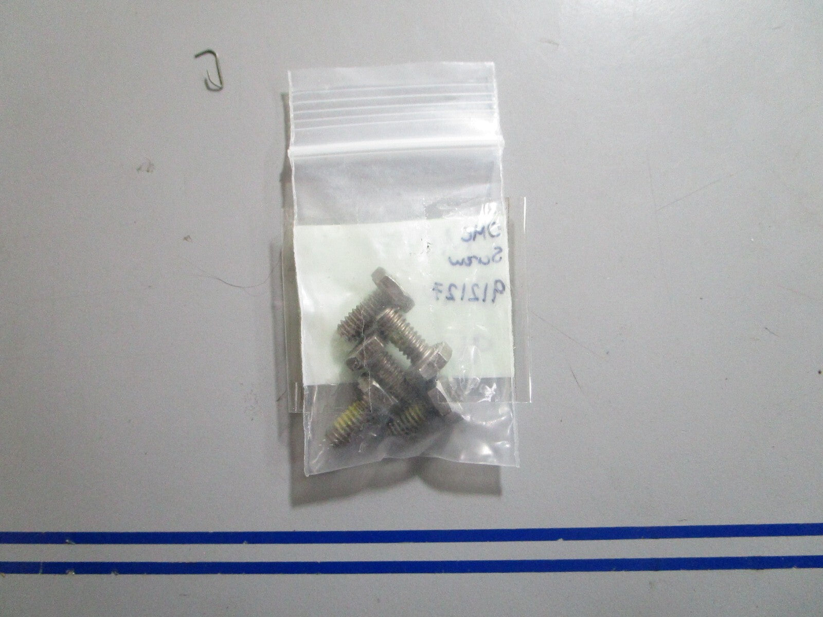 *NEW OEM* (LOT OF 5) 0810 OMC Johnson Evinrude Screw 912127 0912127