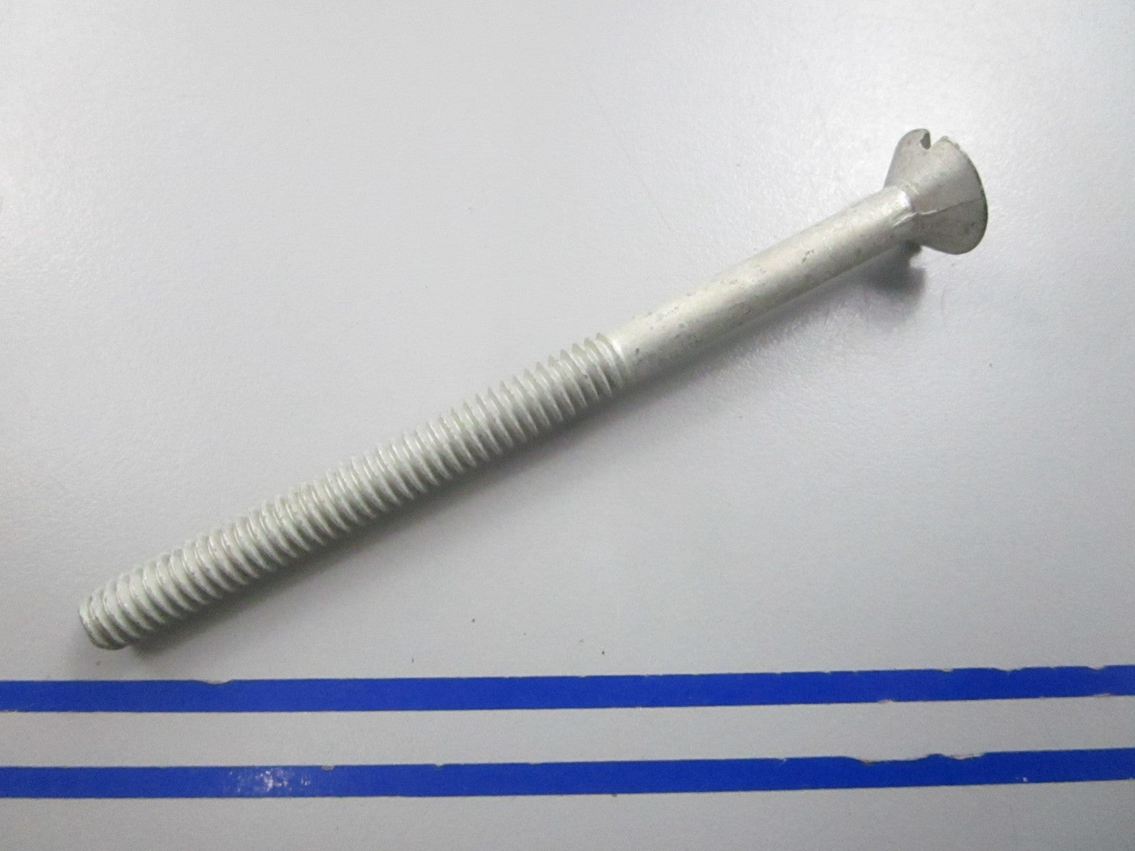 NEW OEM 308059 0308059 OMC Johnson Evinrude Screw 0810