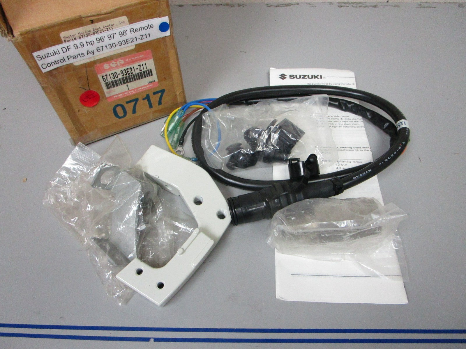 *NEW OEM* 0720 Suzuki DF 9.9 hp 96' 97' 98' Remote Control Parts 67130-93E21-Z11