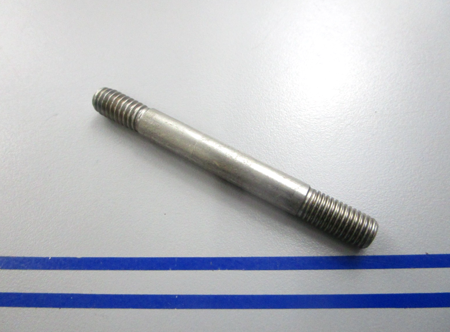 NEW OEM 16-68202 Mercury Quicksilver Stud 0810