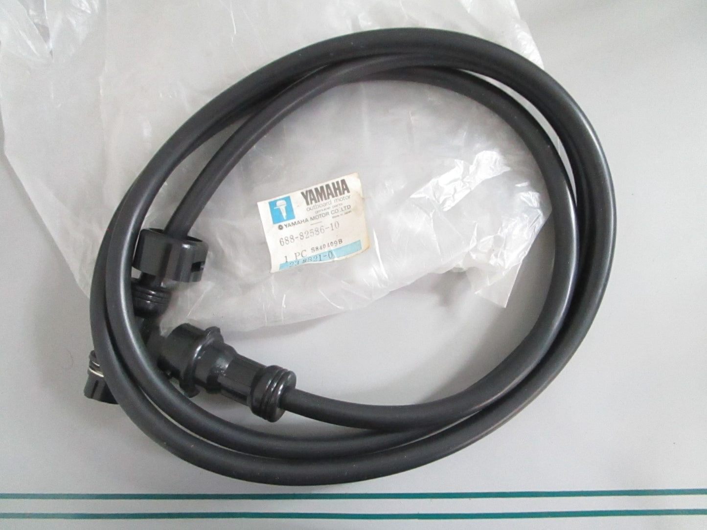 NEW OEM 688-82586-10-00 Yamaha Wiring Harness 0820
