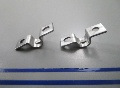 *NEW OEM* (LOT OF 2) 0810 OMC Johnson Evinrude Cable Clamp 319668 0319668