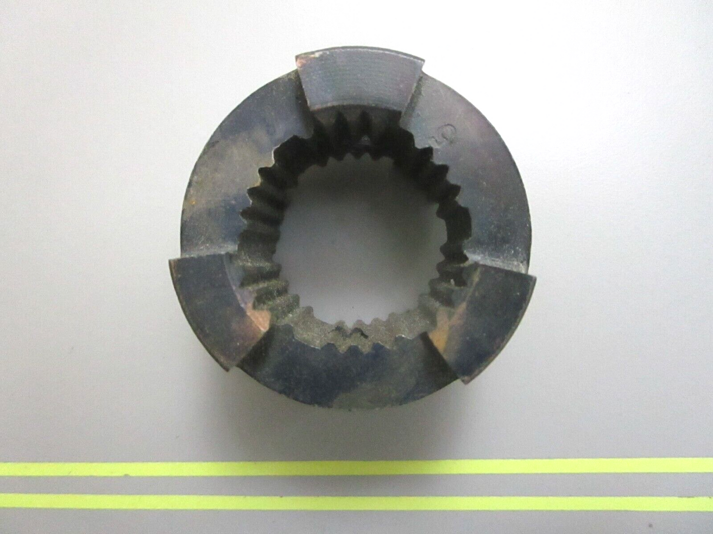 *NEW OEM* 0750 OMC Johnson Evinrude CLUTCH DOG 914714 0914714