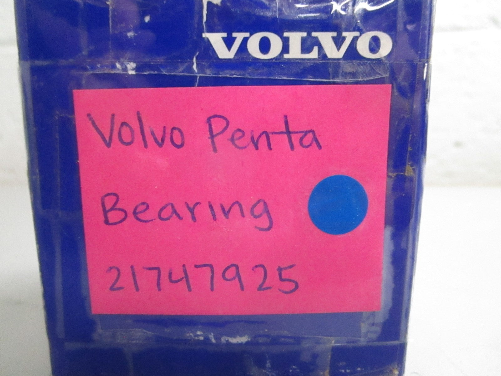 *NEW OEM* 0820 Volvo Penta Bearing 21747925