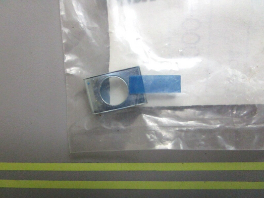 *NEW OEM* 0810 Honda 5mm Floating Nut Clip 90306-SA0-000