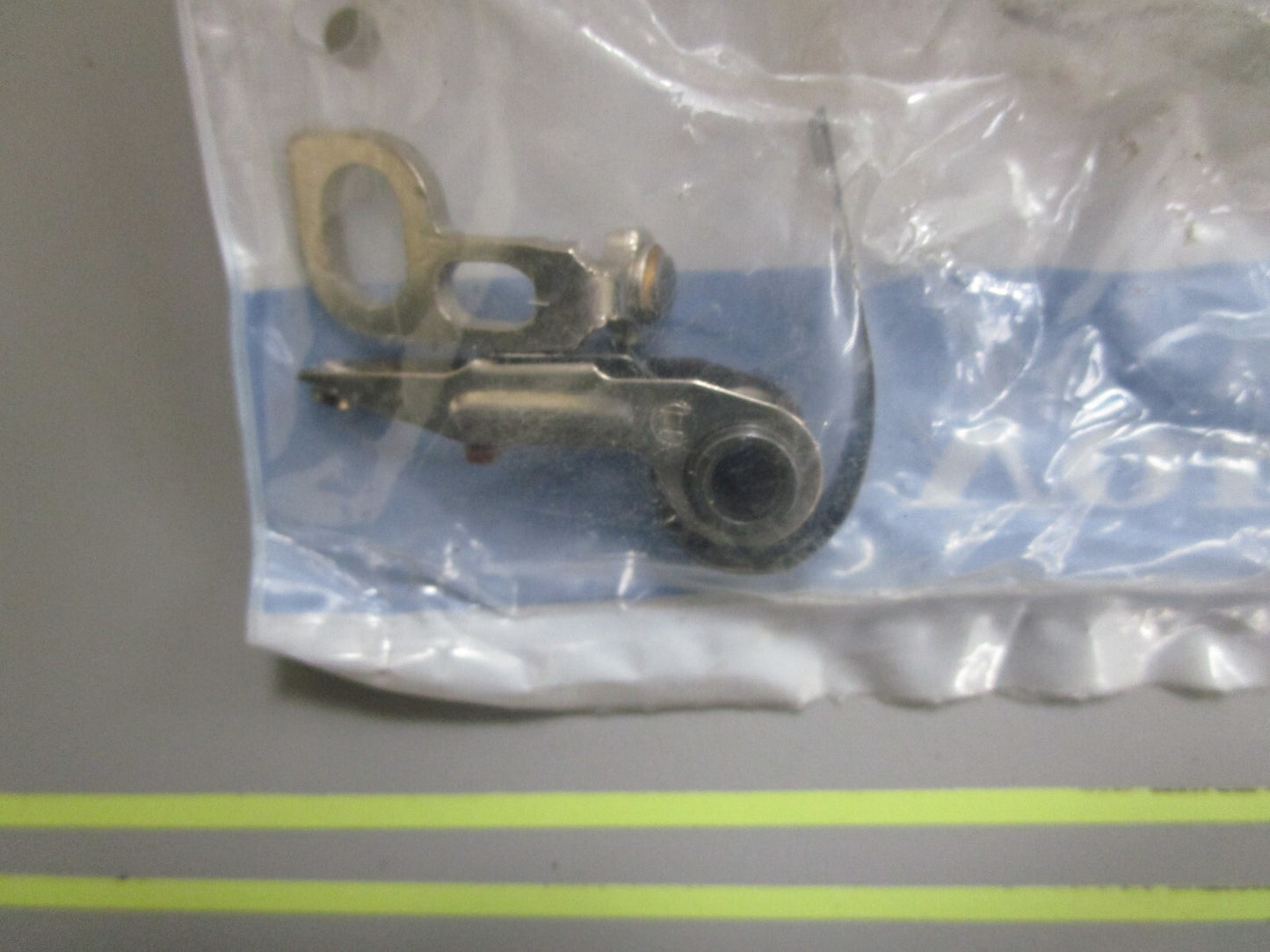 *NEW OEM* 0810 Volvo Penta Contact Set 240149