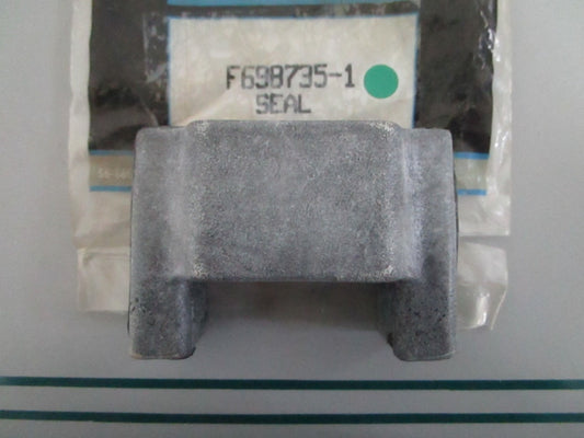 NEW OEM F698735-1 Mercury Quicksilver Seal 0820