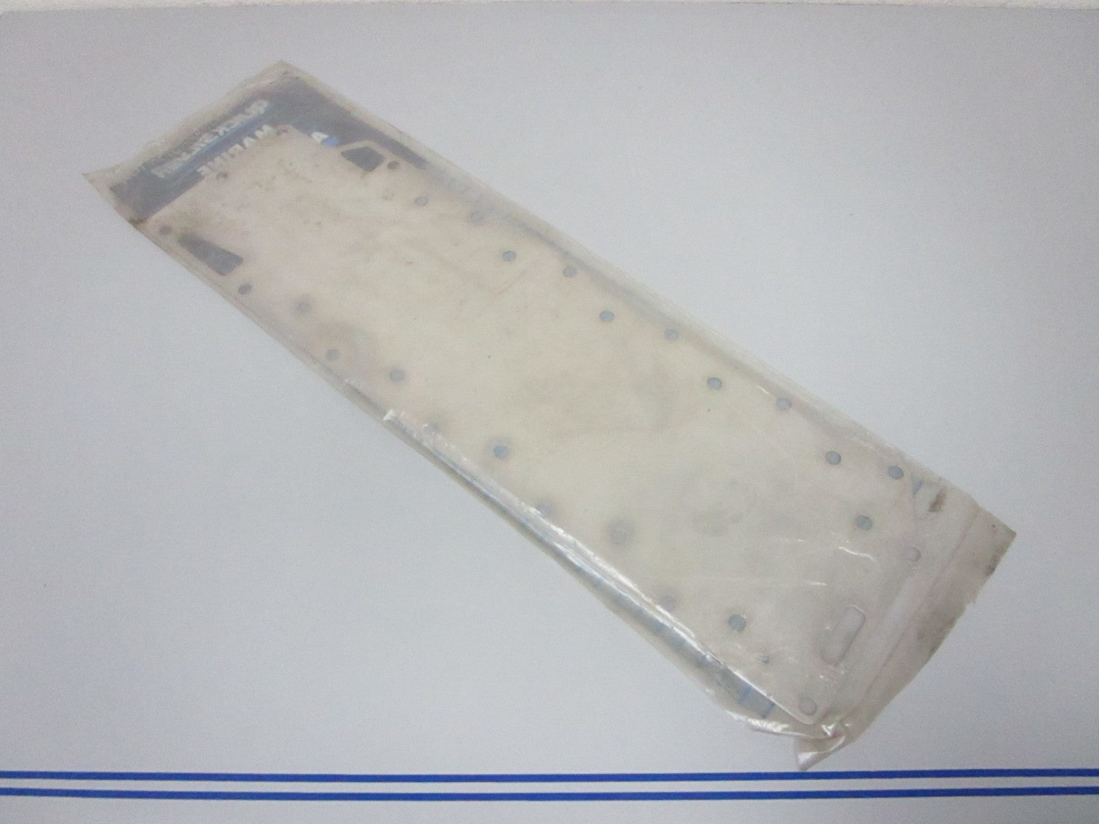 *NEW OEM* 0720 Mercury Force Exhaust Plate F372151-1