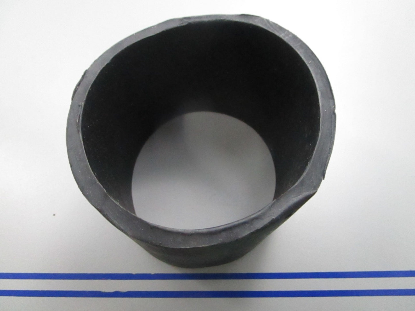 NEW OEM OMC Johnson Evinrude 910168 0910618 Exhaust Hose 0810