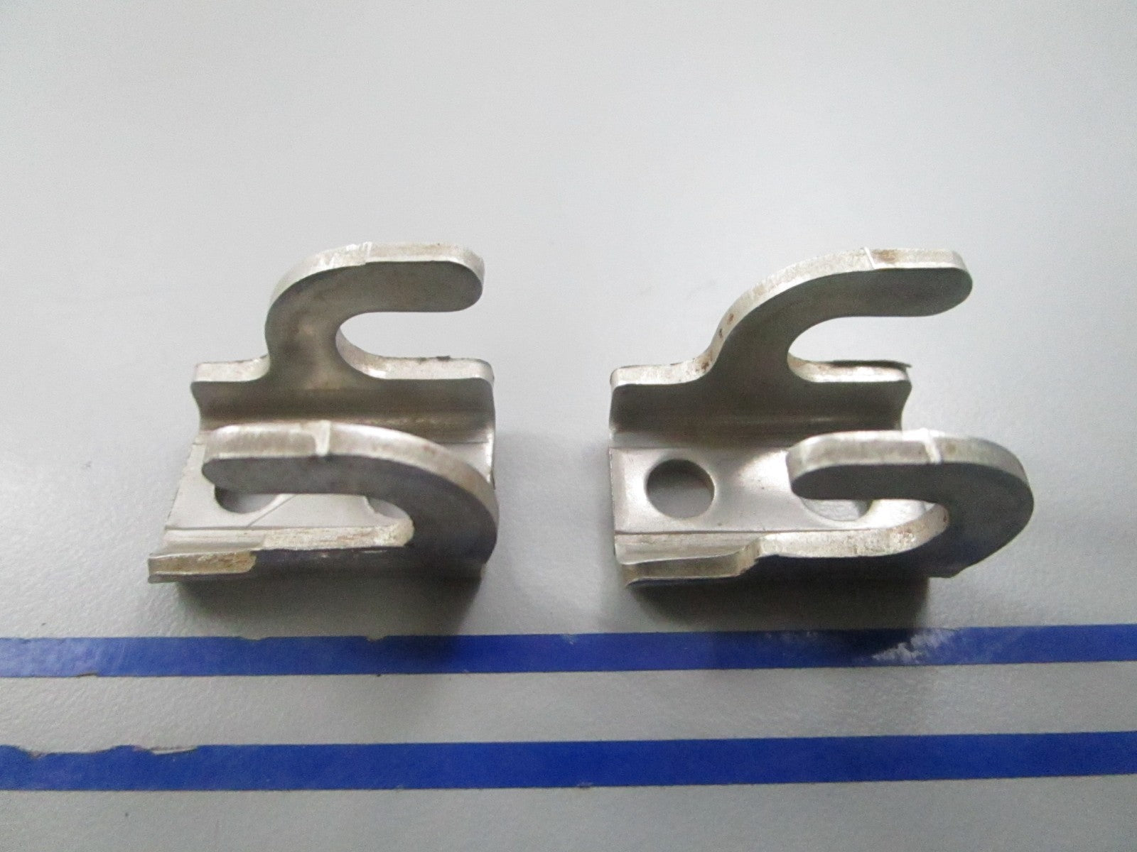 NEW OEM (LOT OF 2) 303241 0303241 OMC Johnson Evinrude Clamp 0810