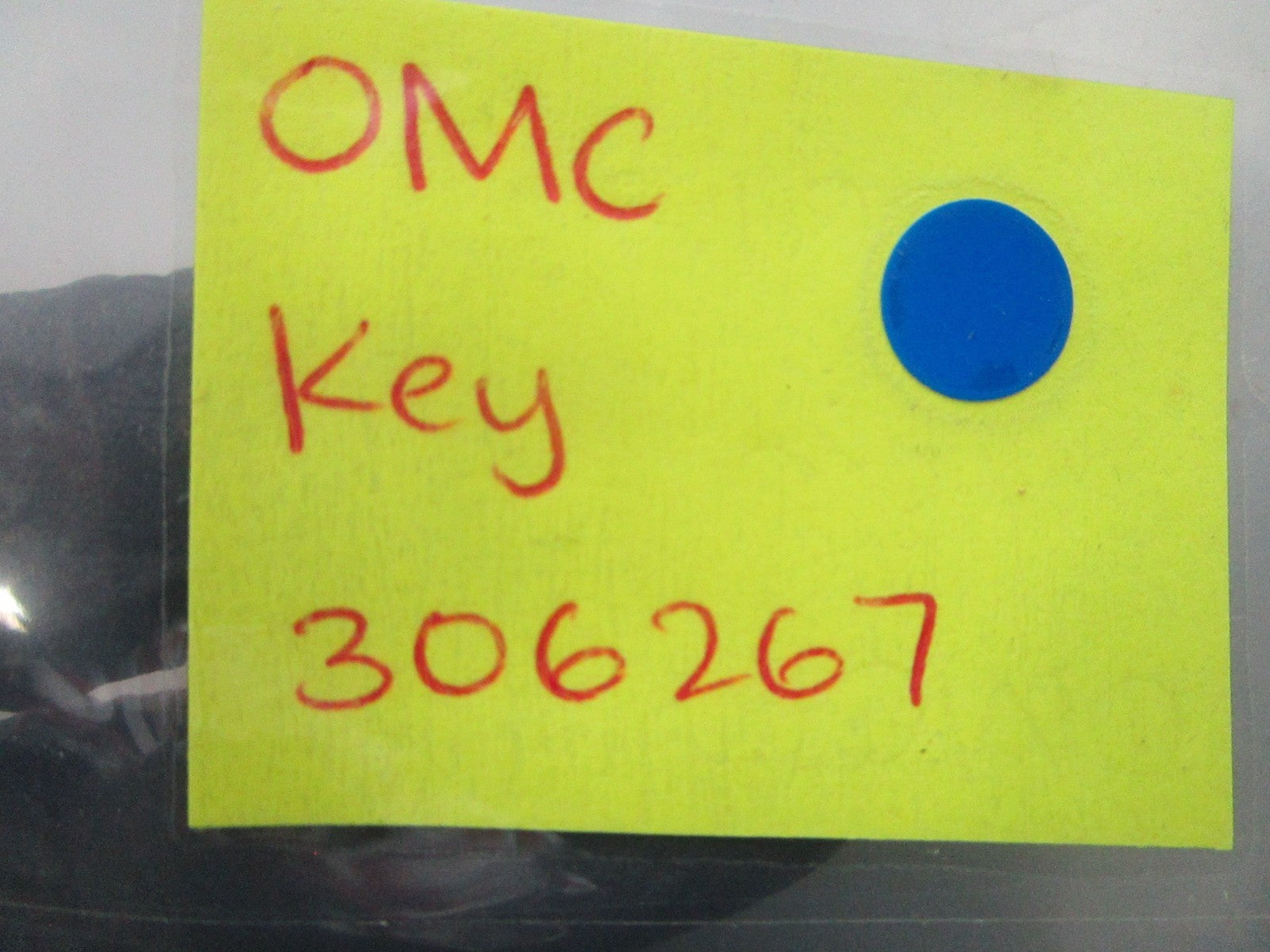 NEW OEM (LOT OF 4) 306267 0306267 OMC Johnson Evinrude Key 0810