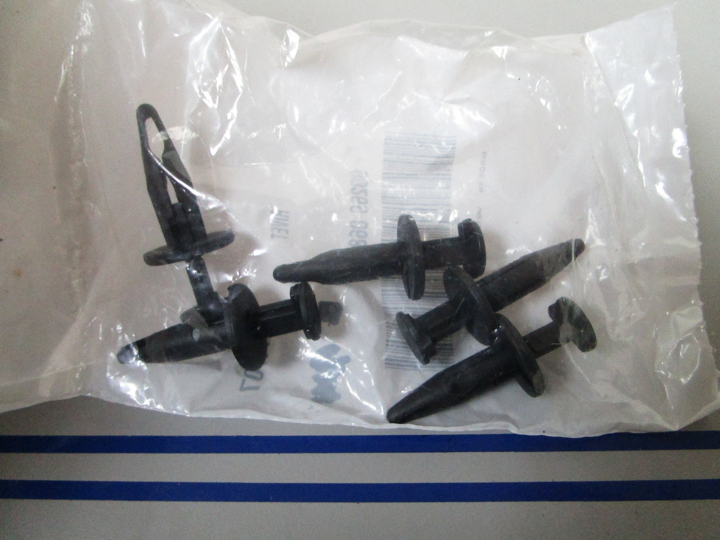 NEW OEM (LOT OF 5) 90269-06804-00 Yamaha Rivet 0810