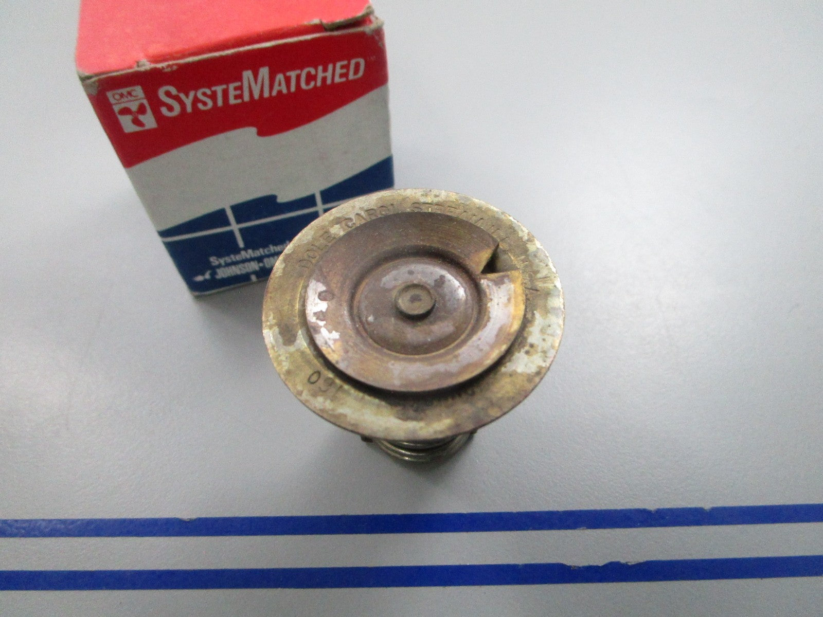 NEW OEM OMC Johnson Evinrude 383307 0383307 Thermostat 0810
