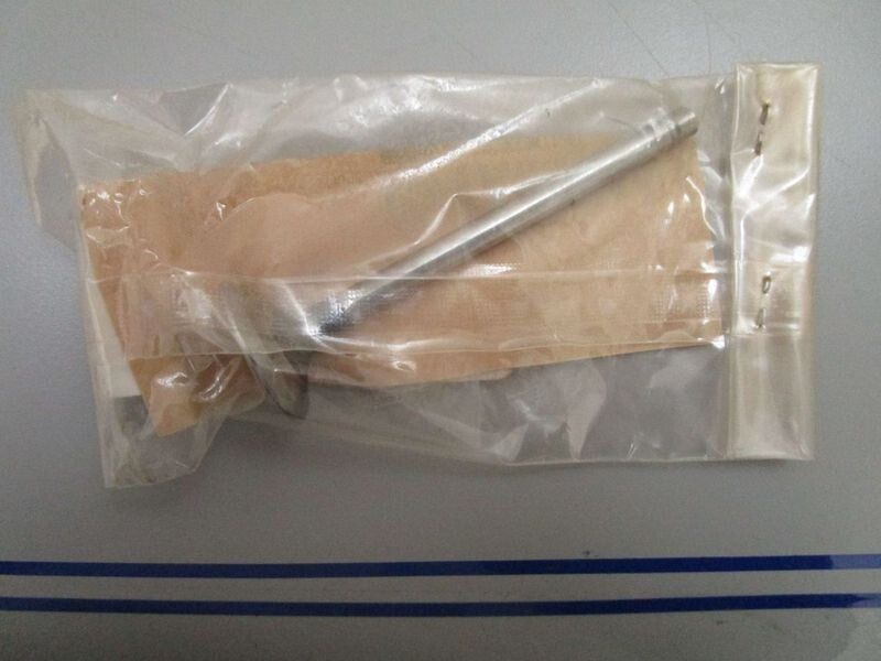 *NEW OEM* 0770 Yamaha Exhaust Valve 62Y-12121-00-00