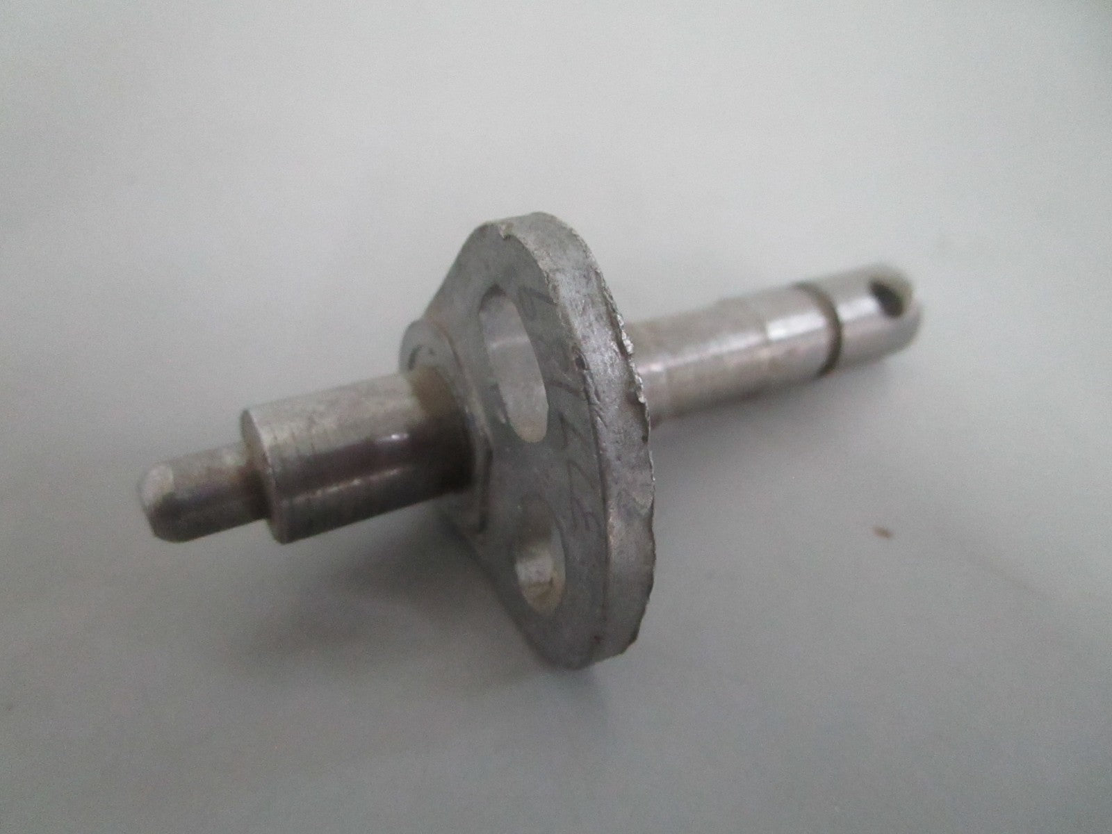 *NEW OEM* 0820 OMC Johnson Evinrude Shift Lever Shaft 377189 0377189