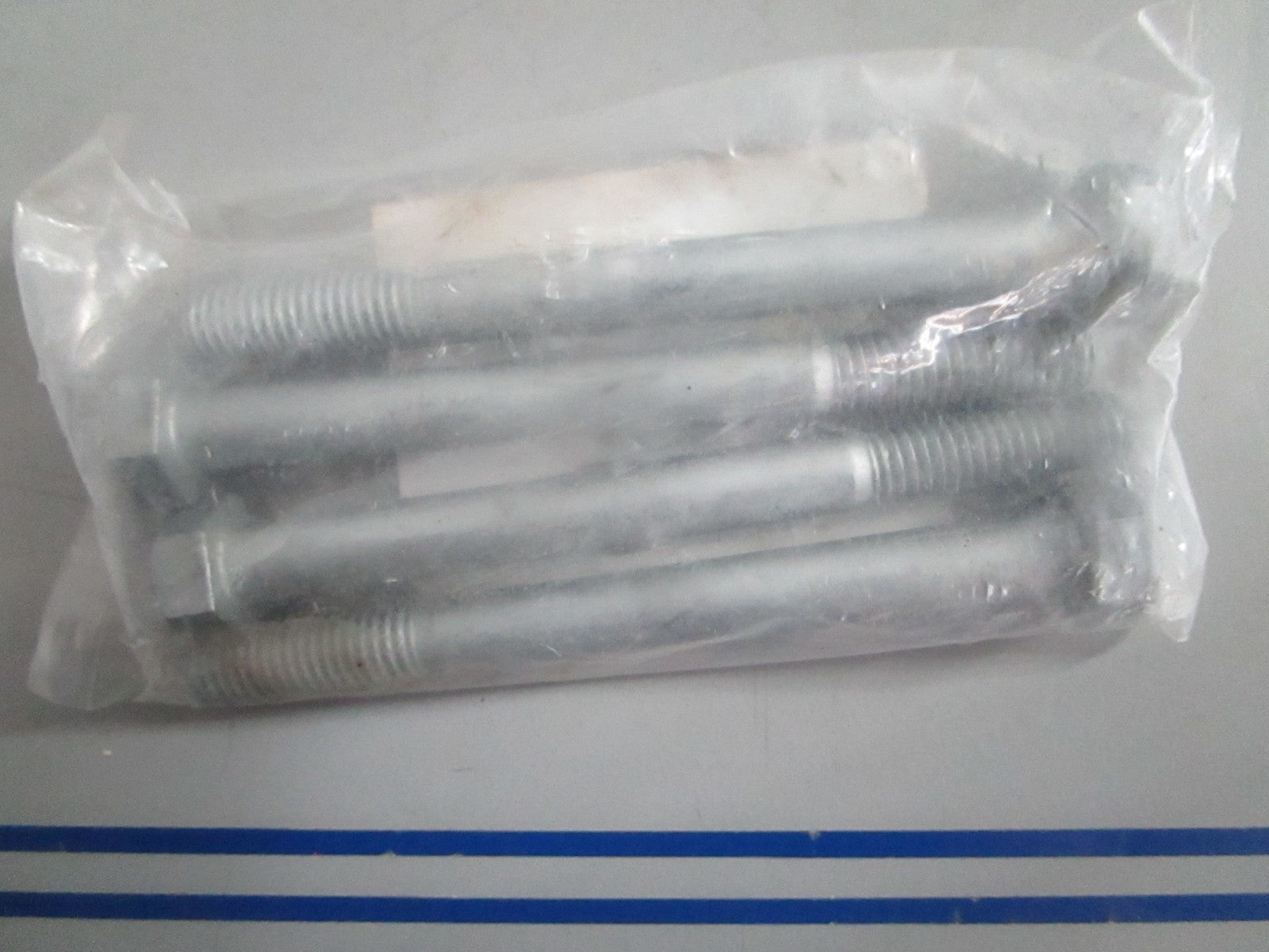 NEW OEM (LOT OF 4) 916113-0885 Tohatsu Bolt 0820