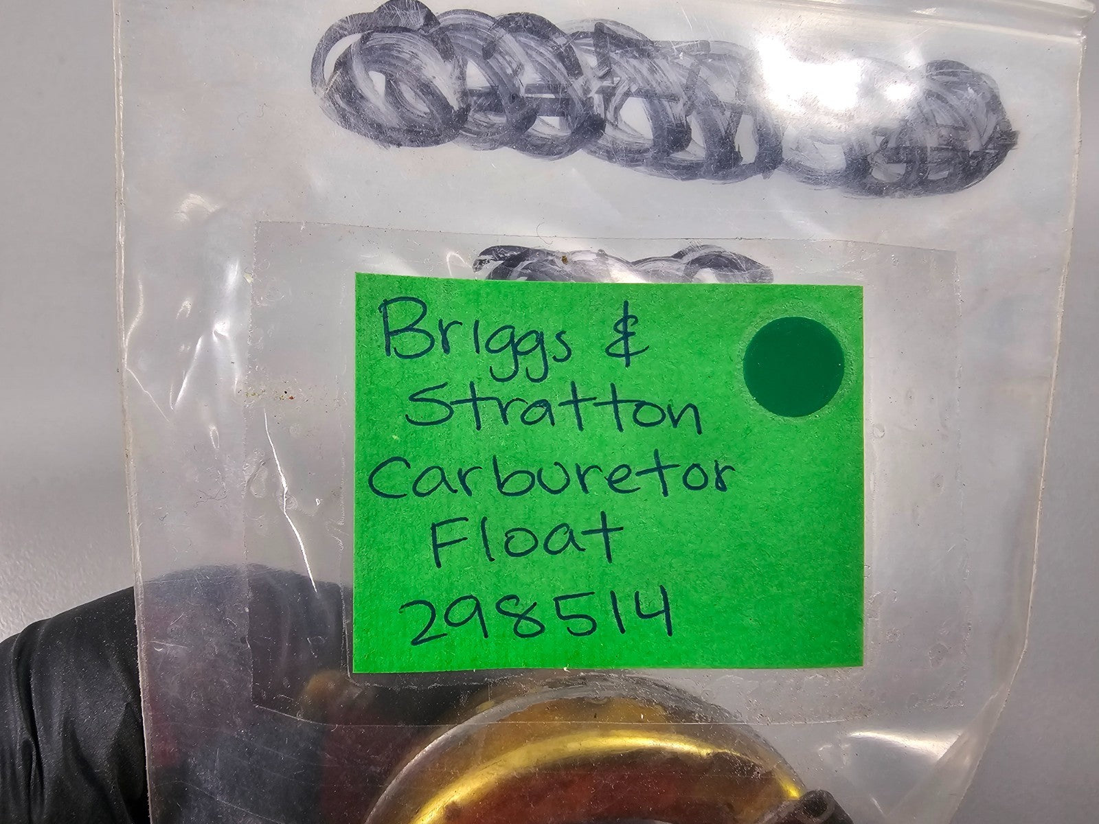 NEW OEM 298514 Briggs & Stratton Carburetor Float 0810