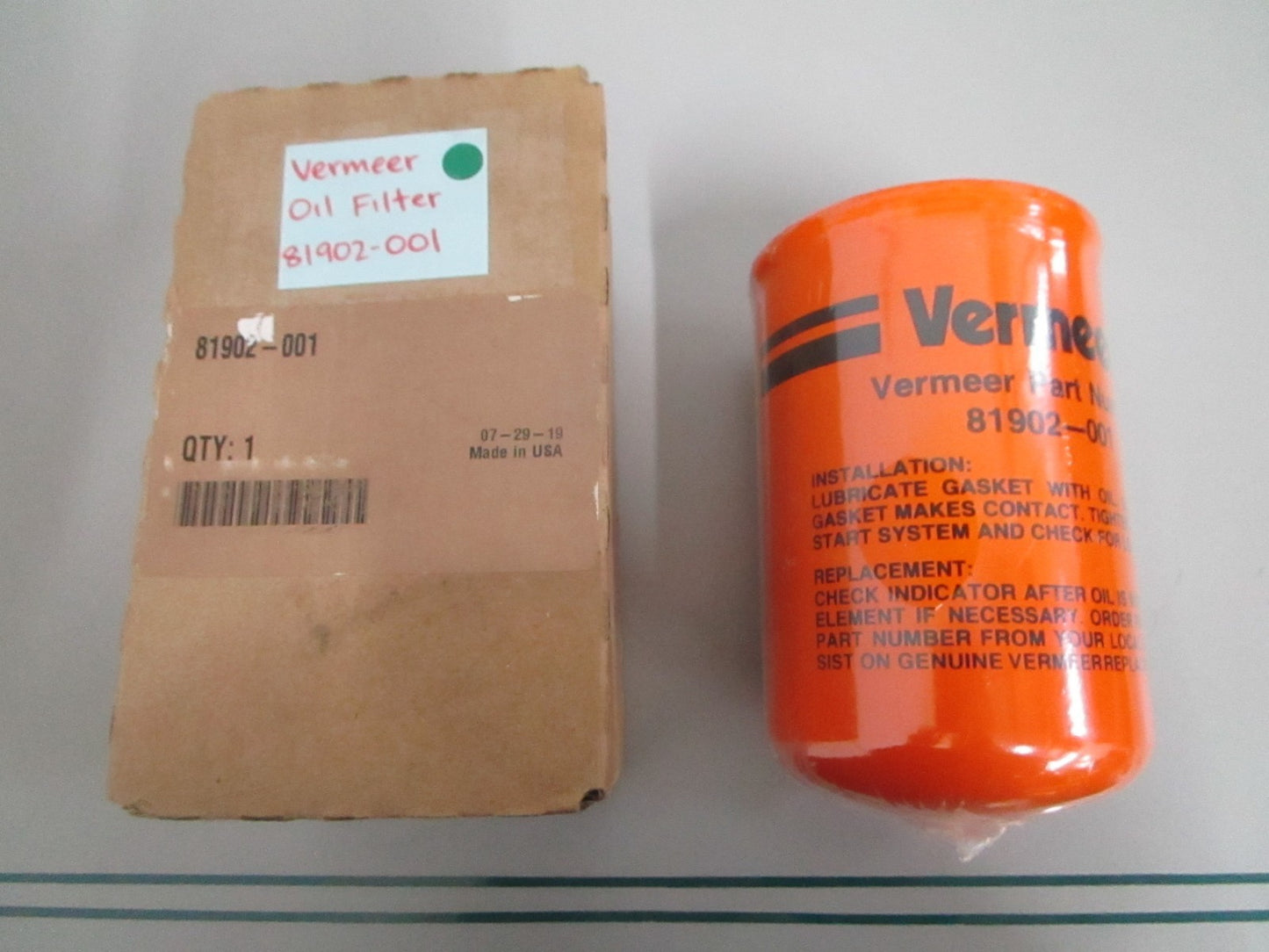 NEW OEM 81902-001 Vermeer Oil Filter 0820