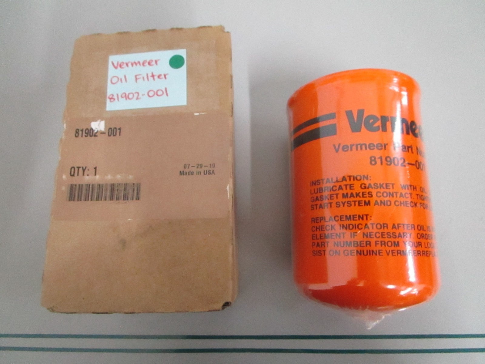 NEW OEM 81902-001 Vermeer Oil Filter 0820