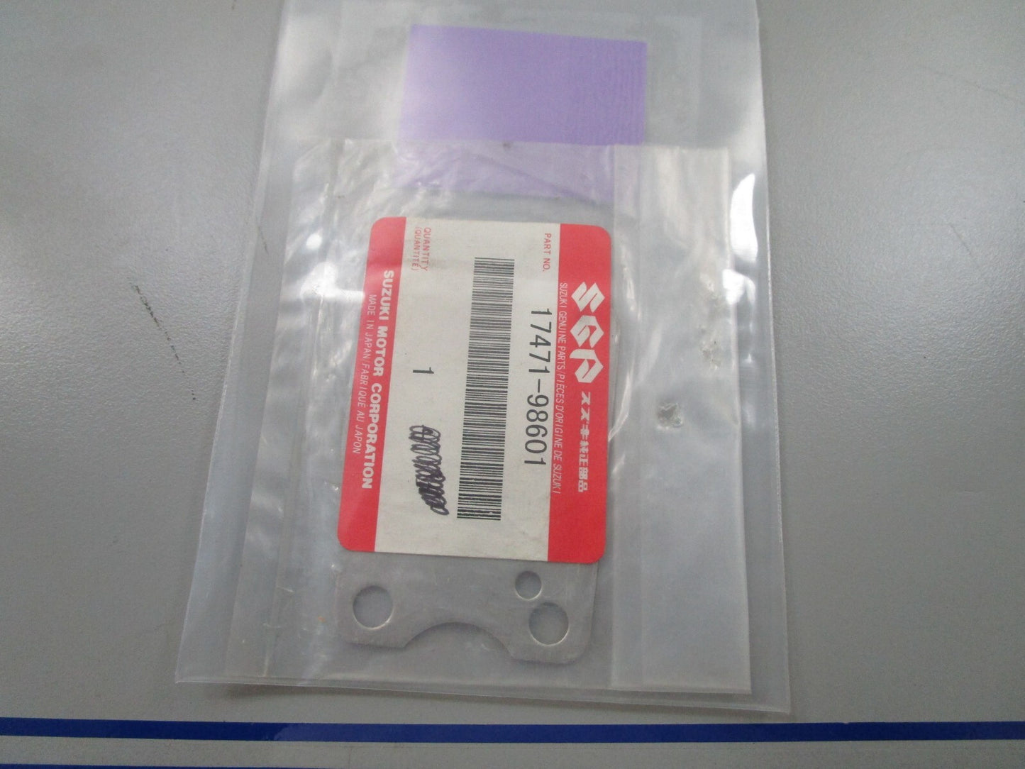 *NEW OEM* 0770 Suzuki Pump Case Panel 17471-98601