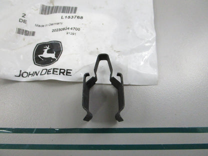 John Deere NEW OEM Snap-In Clip Fastener L153768 NOS 0810