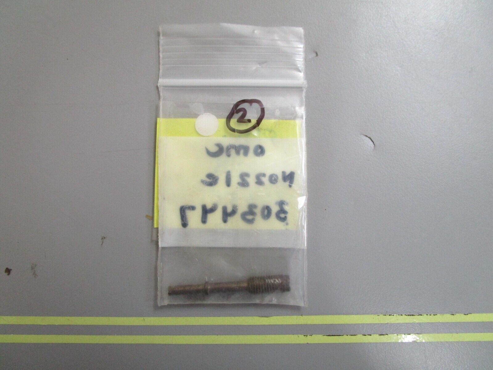 *NEW OEM* 0810 OMC Johnson Evinrude Nozzle 303447 0303447