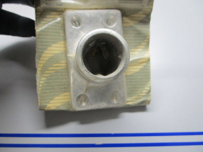 *NEW* 0810 Attwood 90 Degree Rail Base 66041-3