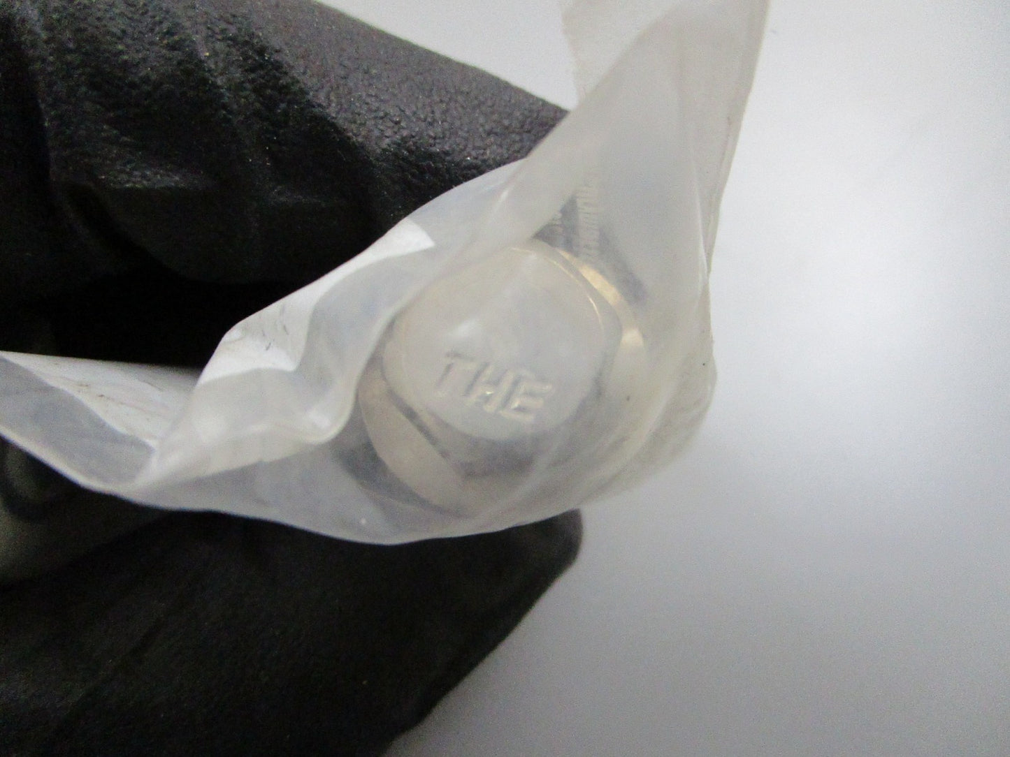 *NEW OEM* 0810 Mercury Quicksilver Bolt 10-8M0069690