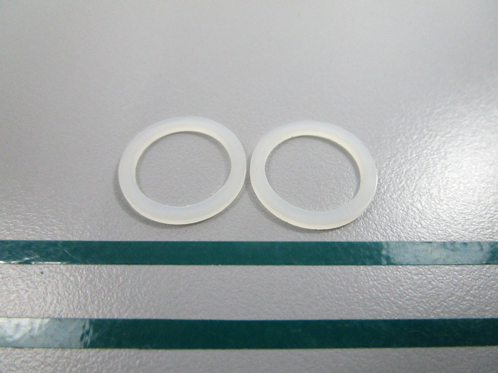 NEW OEM (LOT OF 2) 314390 0314390 OMC Johnson Evinrude Retainer 0810