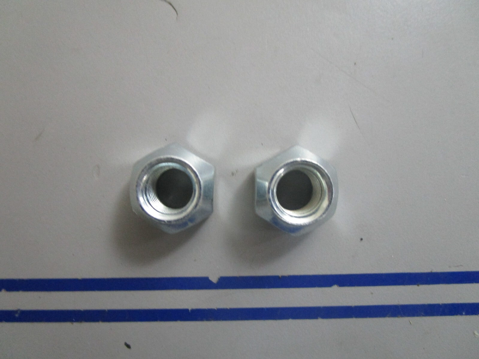*NEW OEM* (LOT OF 2) 0810 Arctic Cat Lug Nut 0423-408
