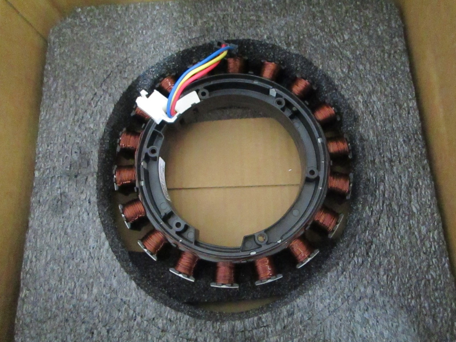 *NEW OEM* 0820 Whirlpool Washer Stator W10915700