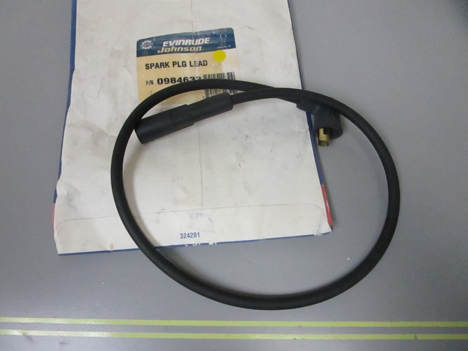 *NEW OEM* 0810 OMC Johnson Evinrude Spark Plug Lead 984633 0984633