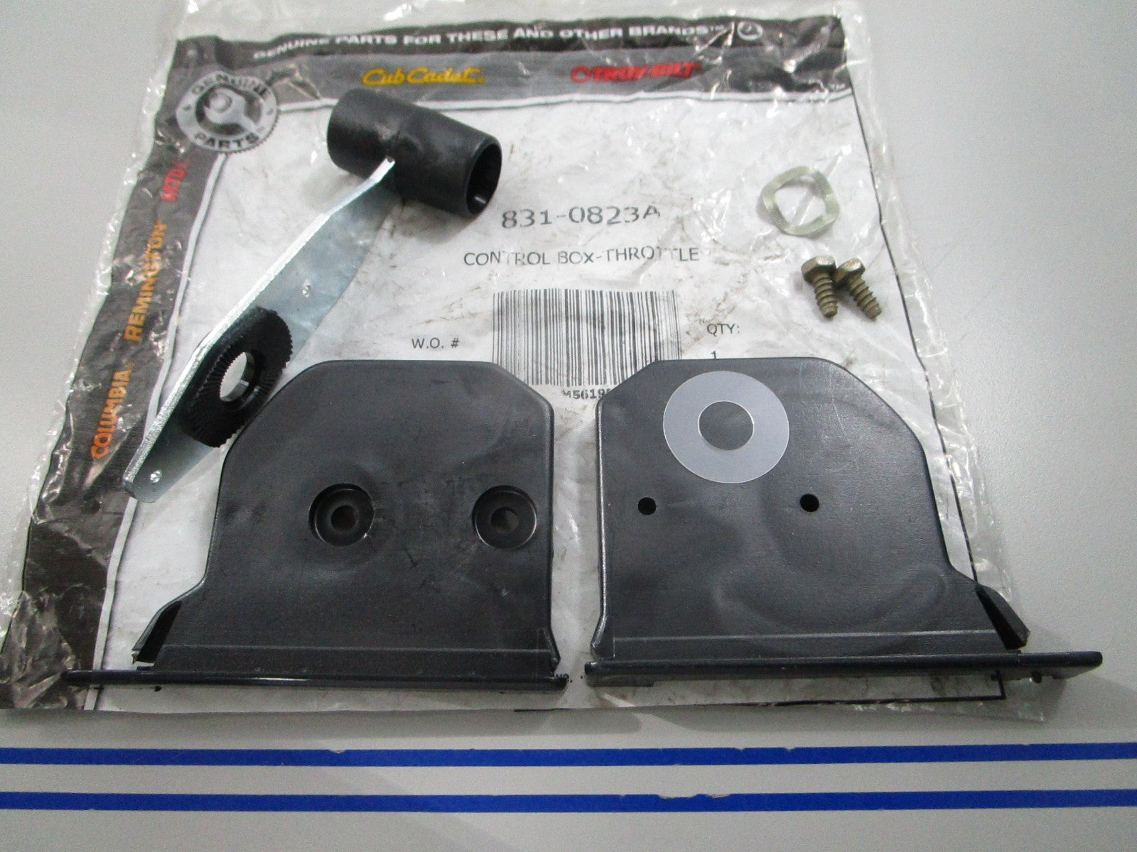 *NEW OEM* 0810 MTD Throttle Control Box 831-0823A