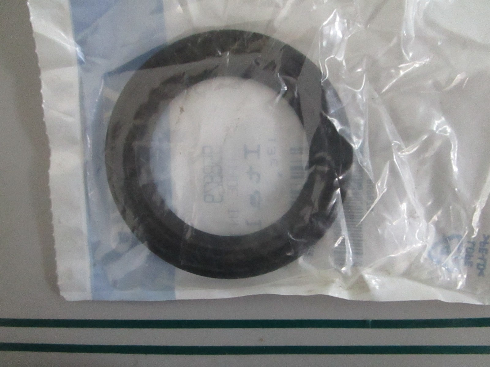 Volvo Penta NEW OEM Sealing Ring 958879 NOS Genuine Marine Engine Part 0820