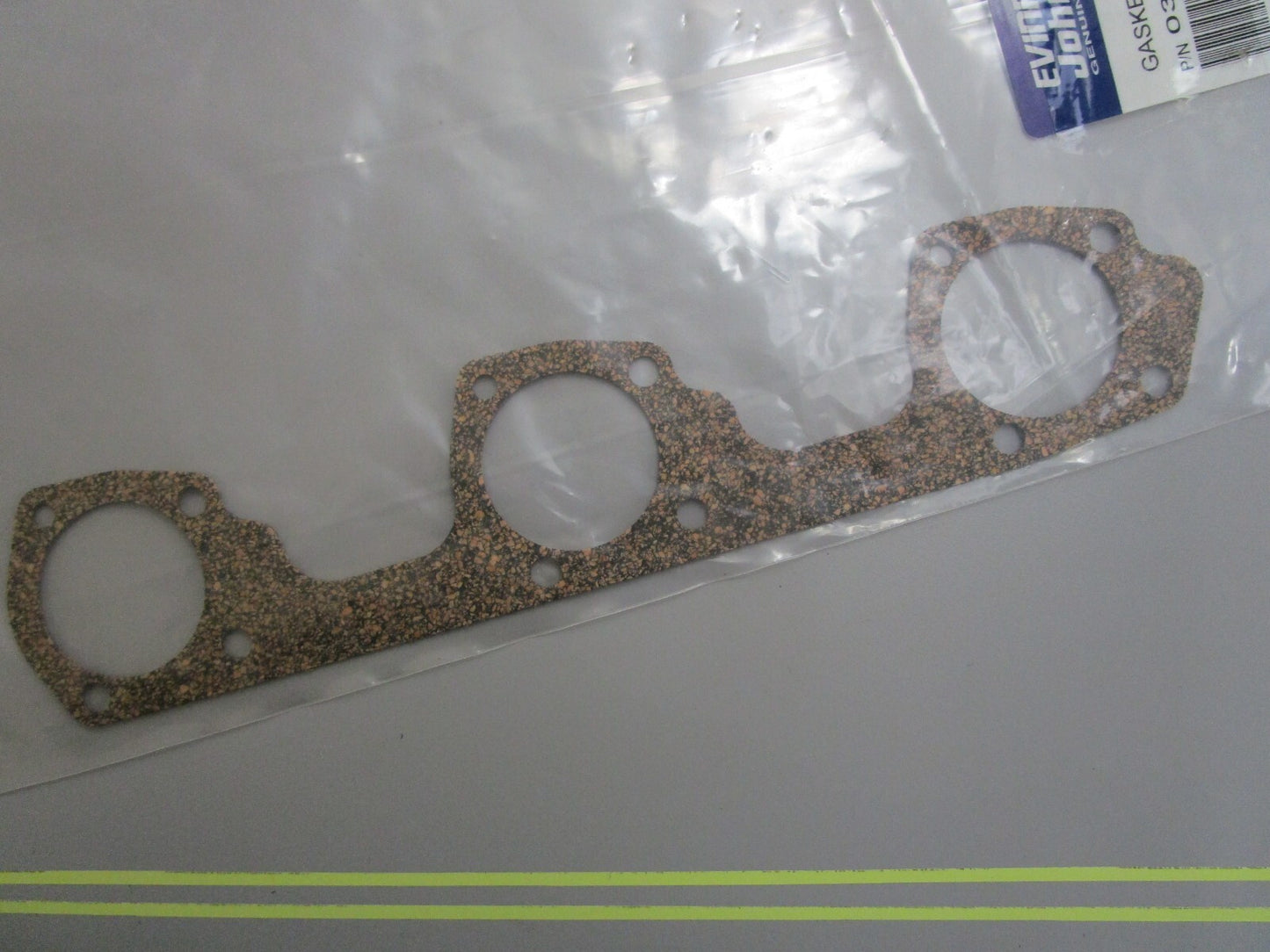 *NEW OEM* 0810 OMC Johnson Evinrude Gasket 333008 0333008