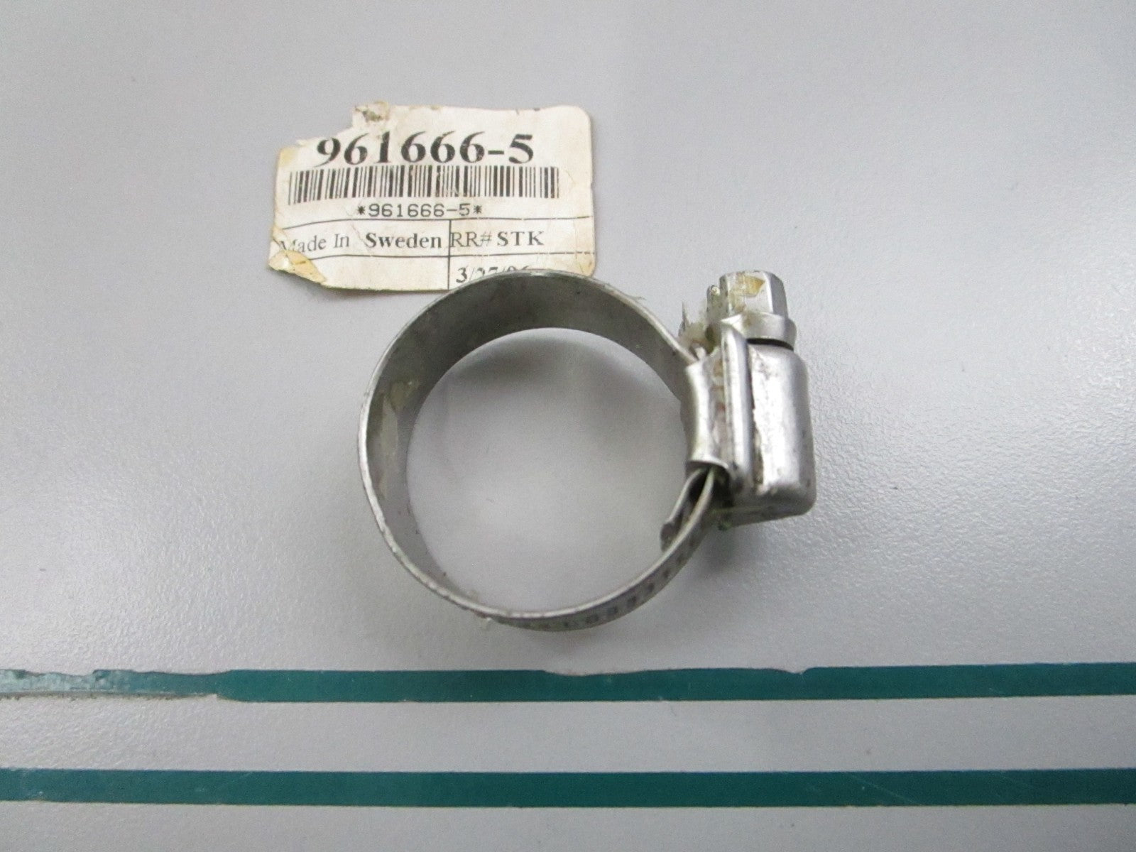 NEW OEM 961666 Volvo Penta Clamp 0810