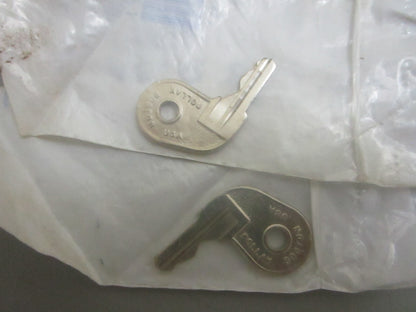 *NEW OEM* (LOT OF 2) 0810 OMC Johnson Evinrude 73 Series #16 Key 501781 0501781
