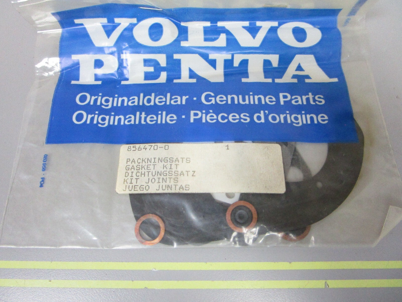 *NEW OEM* 0810 Volvo Penta Gasket Kit 856470