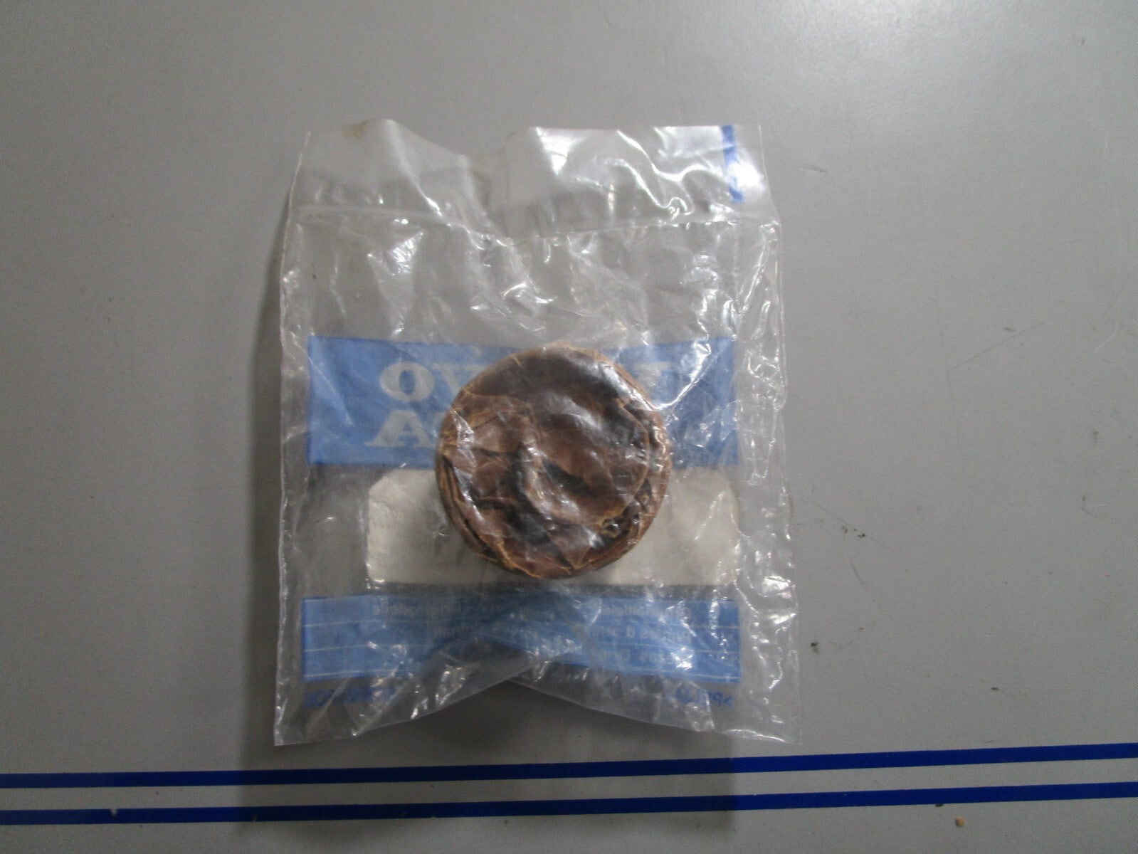 *NEW OEM* 0810 Volvo Penta Bushing 3581021