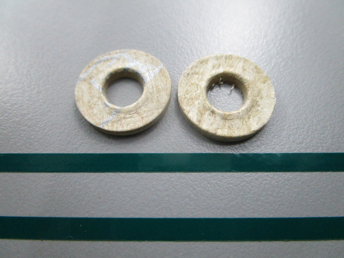 NEW OEM (LOT OF 2) 329176 0329176 OMC Johnson Evinrude Washer 0810