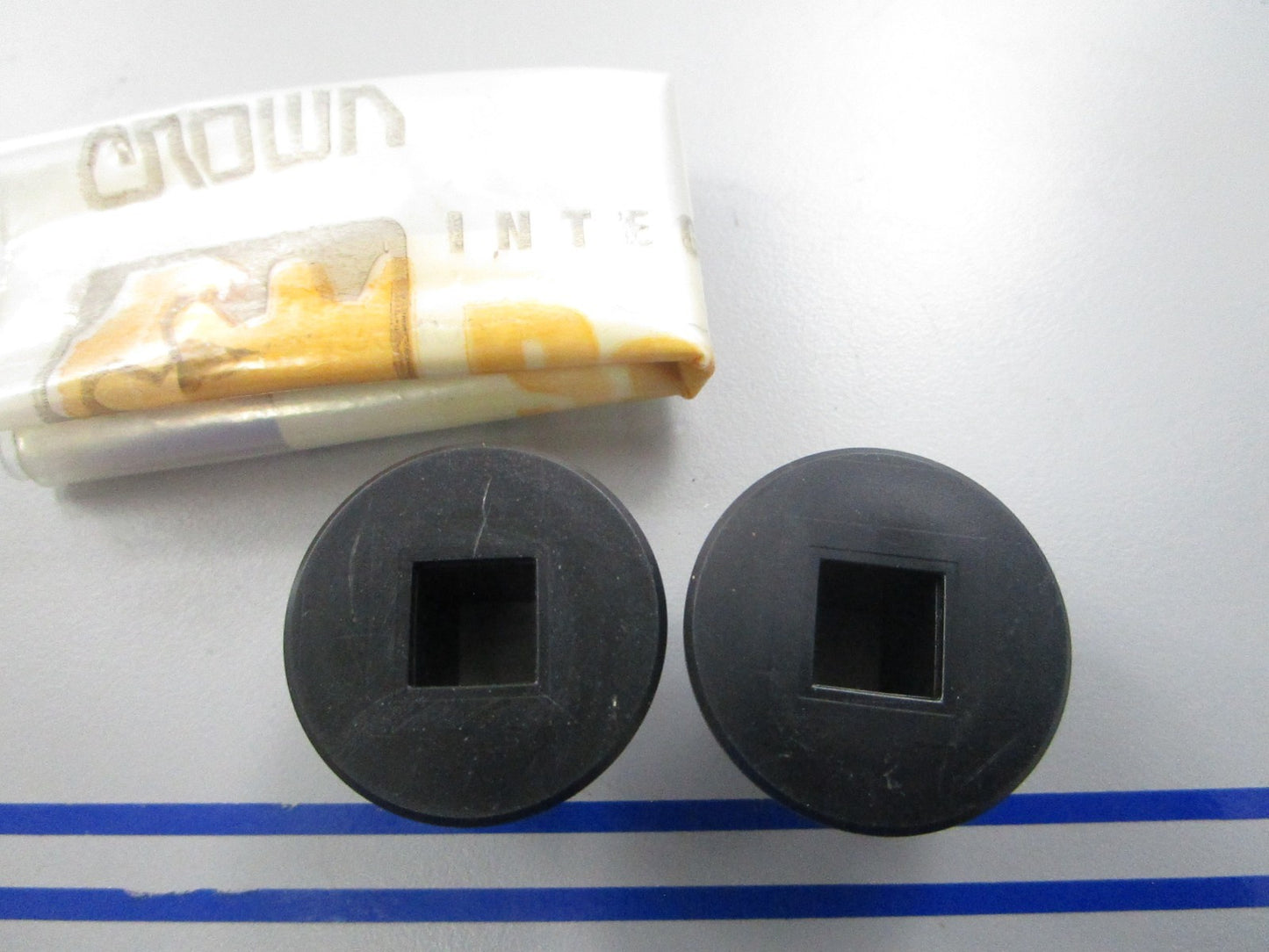 *NEW OEM* (LOT OF 2) 0810 Crown Bushing 089510