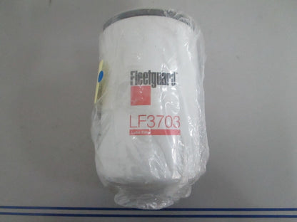 *NEW OEM* 0820 Fleetguard Lube Filter LF3703